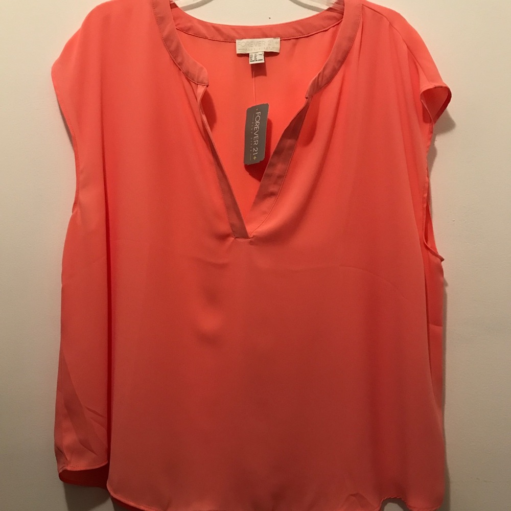 NWT Forever XXI Plus Coral Top